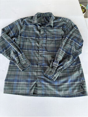 Mountain Hardwear Plaid Flannel Shirt Mens XL Green Blue Button Up